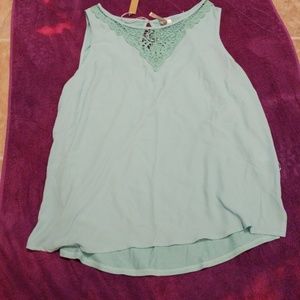 Womens sleeveless top